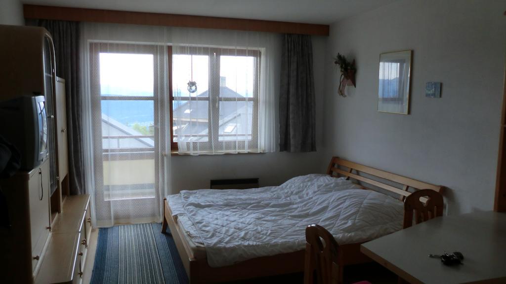 Apartment Margret Im Haus Sonnleitn Sonnenalpe Nassfeld Camera foto