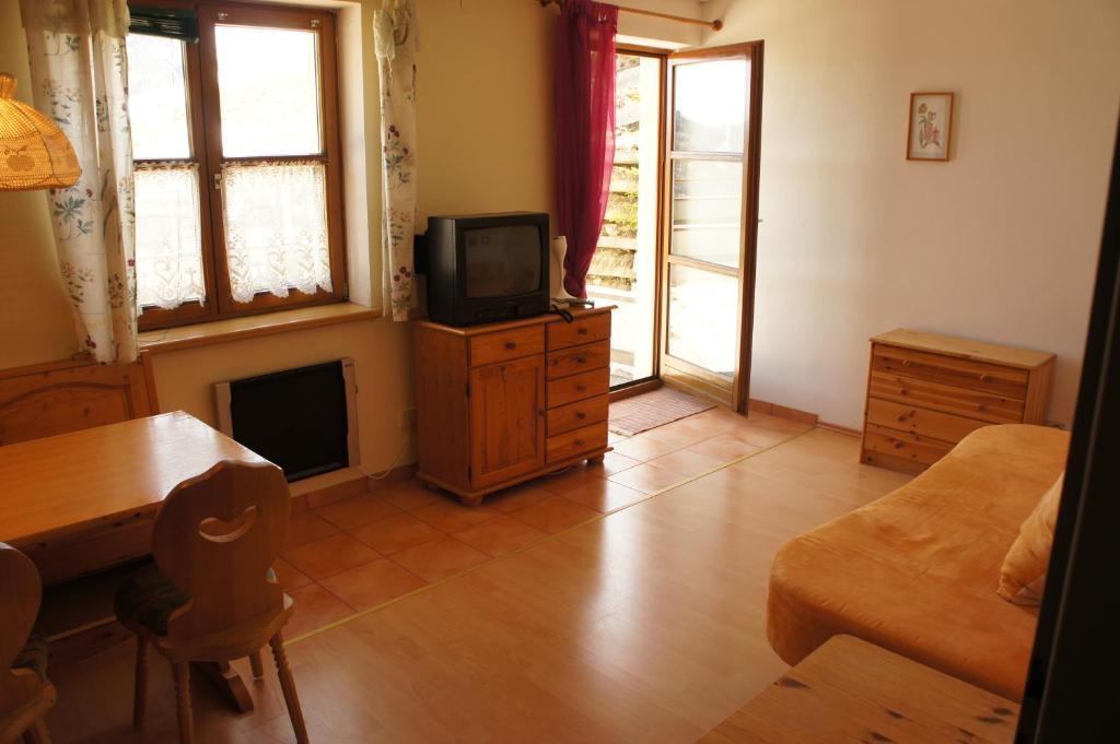 Apartment Margret Im Haus Sonnleitn Sonnenalpe Nassfeld Esterno foto